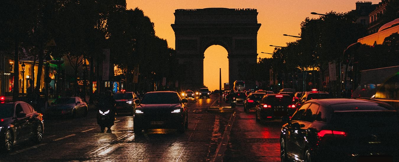 Arco do triunfo, noite.