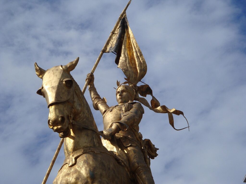 Joana d'Arc, estátua.