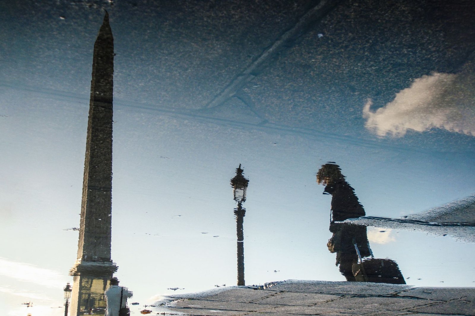 A Revolução Francesa em Paris: Onde os Fatos Aconteceram de Verdade 3 Place de la Concorde em Paris atualmente, com o obelisco