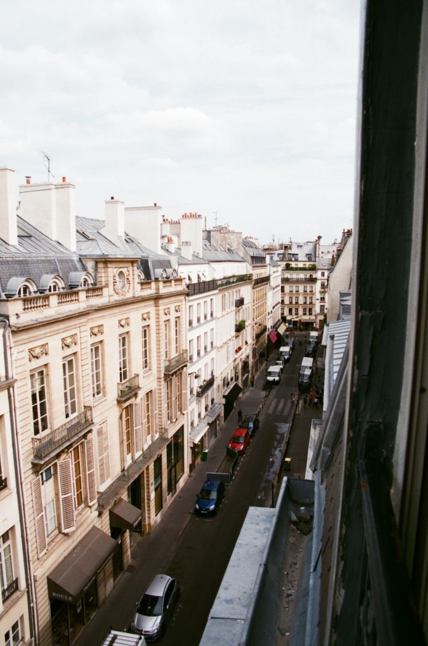 HOME 7 Paris rua