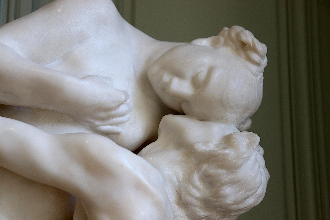 Museu Rodin em Paris: Como Visitar, O Que Ver e Dicas Práticas 2 Esculturas ao ar livre no Museu Rodin