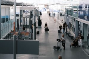 Transporte e aeroporto de Orly em Paris - foto de Mingyang LIU