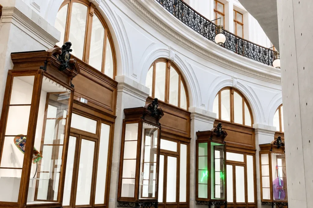 Bourse de Commerce: ingresso, horários e o que ver 7 Interior da Bourse de Commerce – Pinault Collection, Paris