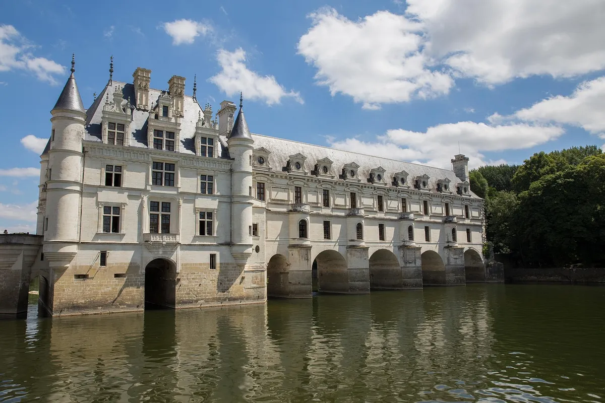 Roteiro França: 7, 10 ou 15 dias, qual escolher primeiro 2 Castelo renascentista às margens do Rio Loire, na França